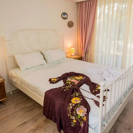 Destina Hotel